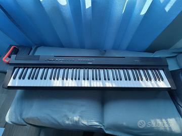 Yamaha P-125B pianoforte digitale identico a nuovo