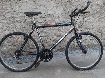 Bicicletta Mountain bike 26