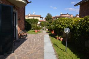 PORZIONE DI BIFAMILIARE A TIVOLI