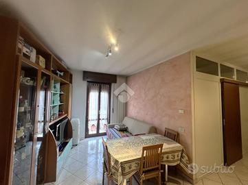 MONOLOCALE A MALNATE