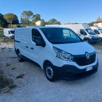 RENAULT TRAFIC AUTOCARRO 3 POSTI