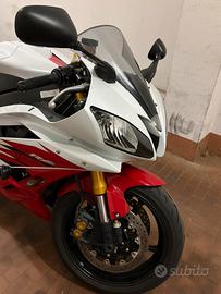 R6 usata