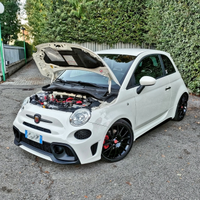 500 Abarth 1.4 T-Jet unica nel suo genere