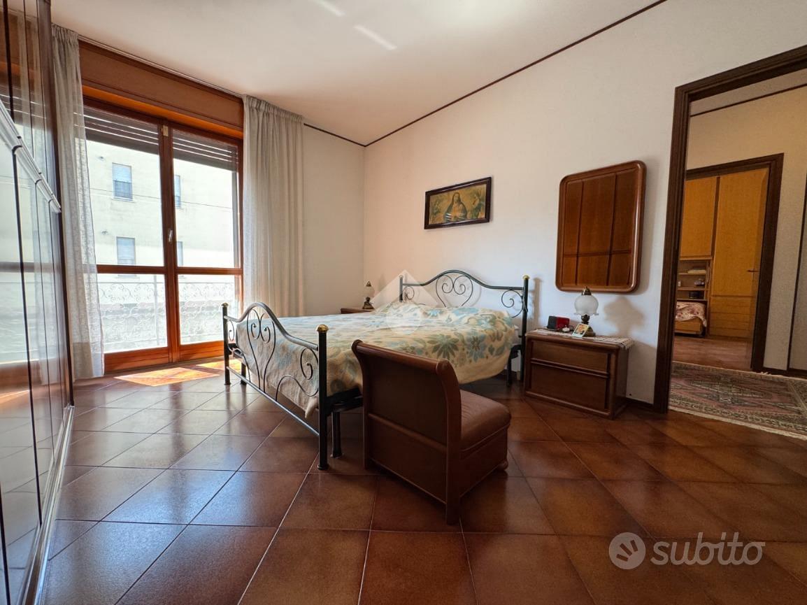 Appartamento – Galliate, Borgo, Case Sparse - Vista 5