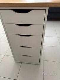Scrivania Ikea