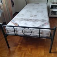 lettino compreso di moterasso