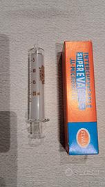 Siringa vintage in vetro