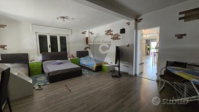 CAMPAGNA LUPIA - PORZIONE DI BIFAMILIARE