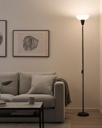Lampada piantana ikea