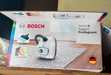 Aspirapolvere Bosch con sacchetti nuovo