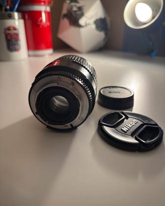 Nikon AF Micro-Nikkor 60mm f/2.8D Macro 1:1