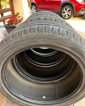 Gomme estive misura 225/45 R18 95 W EXTRA LOAD