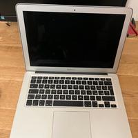 MACBOOK AIR