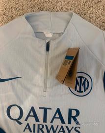 Tuta inter