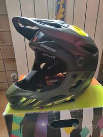 Casco MET Parachute tg. L