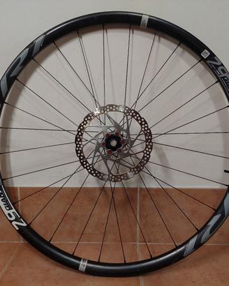Ruota anteriore Giant TwentyNine carbon 