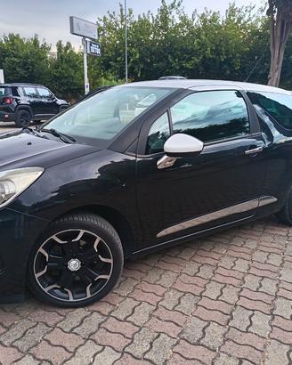 Citroen DS3 1.6 turbo thp Just Black 155cv