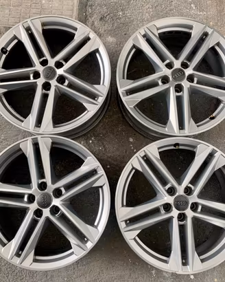 Cerchi originali da 19 audi q5 sline