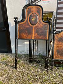 Letto antico in ferro dipinto