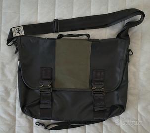 Borsa Messenger Bag Defy Chicago fatta a mano
