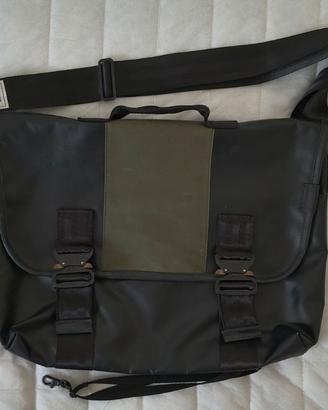 Borsa Messenger Bag Defy Chicago fatta a mano