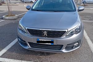 Peugeot 308 SW 1.2 turbo 110cv