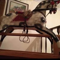 Cavallo a Dondolo Antico in Legno