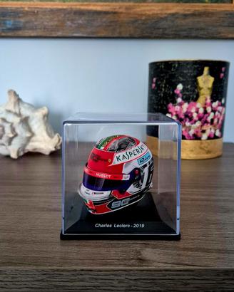 Casco C.Leclerc Ferrari 2019 Monza Gp (1:5)