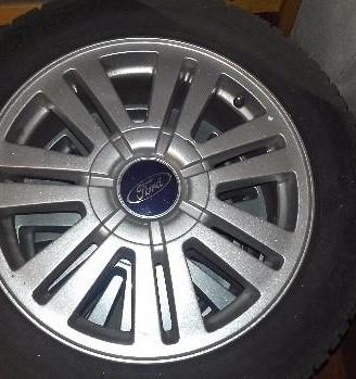 4 CERCHI IN LEGA FORD con gomme termiche 205 55 16