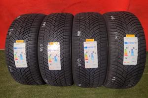 225 40 18 Gomme 4 Stagioni 2026 Pirelli 225 40R18