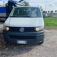 Volkswagen furgone doppia cabina 7 posti cassonato