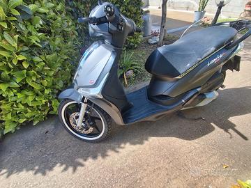 scooter  liberty 125 S