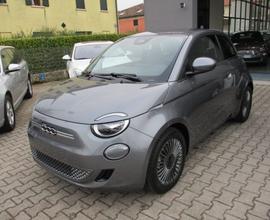 FIAT 500e Camera/Pack Comfort/Navi