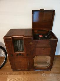 Radio mobile d'epoca  g. Marconi da modernariato