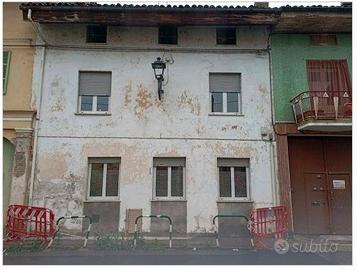 Immobile in asta di 118 m² con 3 locali a Volpiano