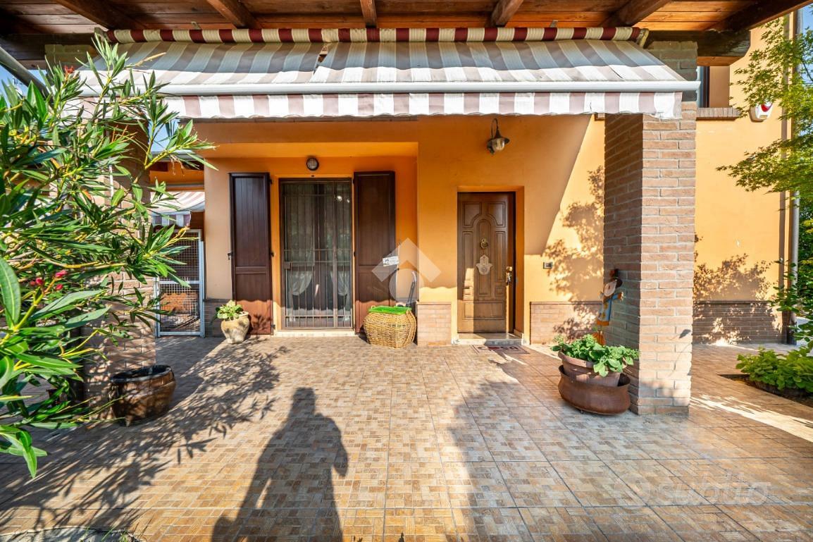Casa – Cadelbosco di Sopra, Argine - Vista 5