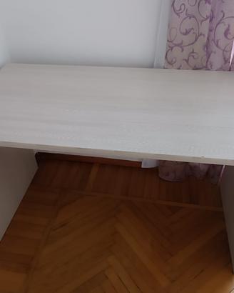 Scrivania comodino armadio letto songolo materasso