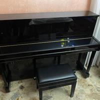 Pianoforte Yamaha Verticale