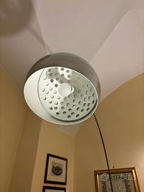 Lampada ad arco flos    - uguale all'originale