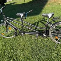 Bicicletta tandem