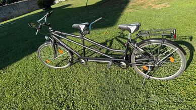 Bicicletta tandem