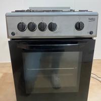 Cucina a gas Beko 4 fuochi e forno