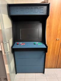 Cabinato Arcade in legno