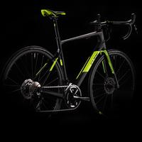 Bici da corsa Cube Attain GTC Race