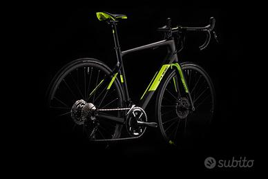 Bici da corsa Cube Attain GTC Race