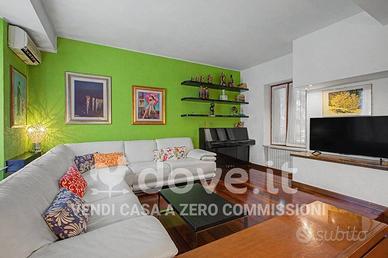 Appartamento di 114 m² con 3 locali e posto auto a