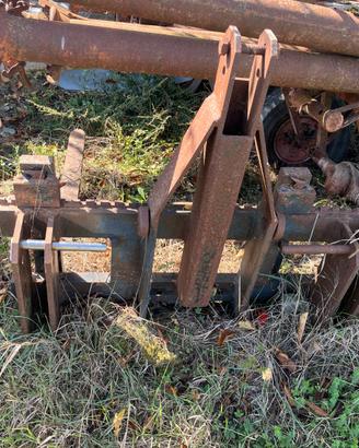 Forca porta pallet per trattore attacco 3 punti 