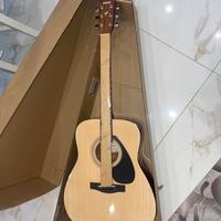 Chitarra yamah