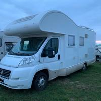 Camper mansardato Kentucky Estro 5