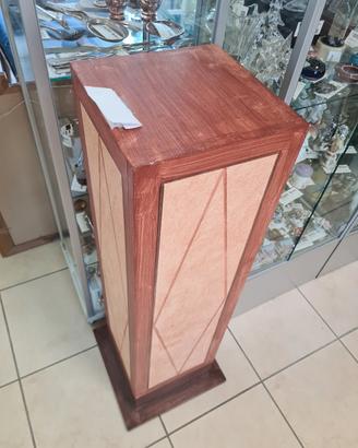 Vintage colonna in legno 